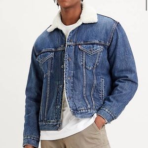 Levi’s Vintage Fit Sherpa Trucker Jacket
